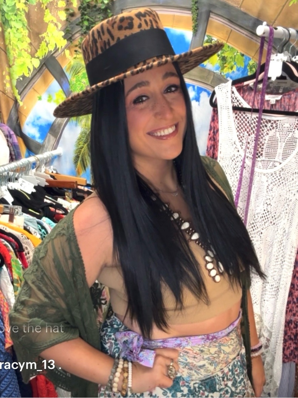 ✨SIV IS LIVE!✨ LETS GET CUTE! 🌴🦚🍓🪬 - Picture 3 of 13